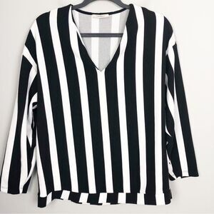 ZARA | Black & White Vertical Stripe Tunic Length Knit Top Women’s Size Small